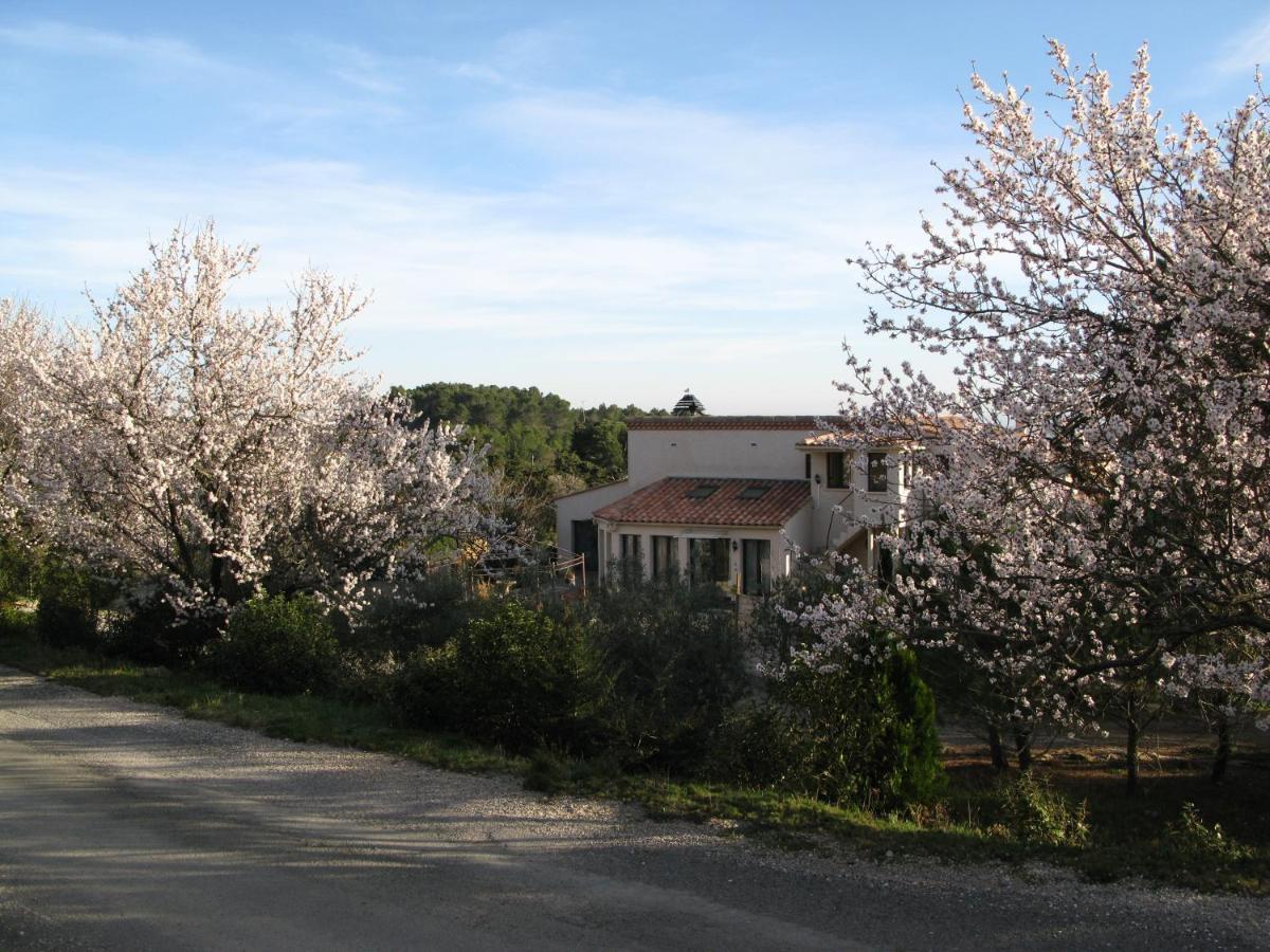 Mas A 4 Mains Bed & Breakfast Cesseras Exterior foto
